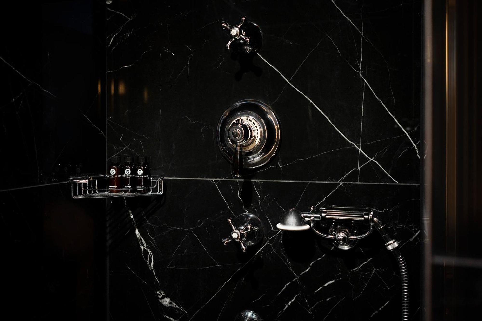 Maison Athenee Paris Quarto foto