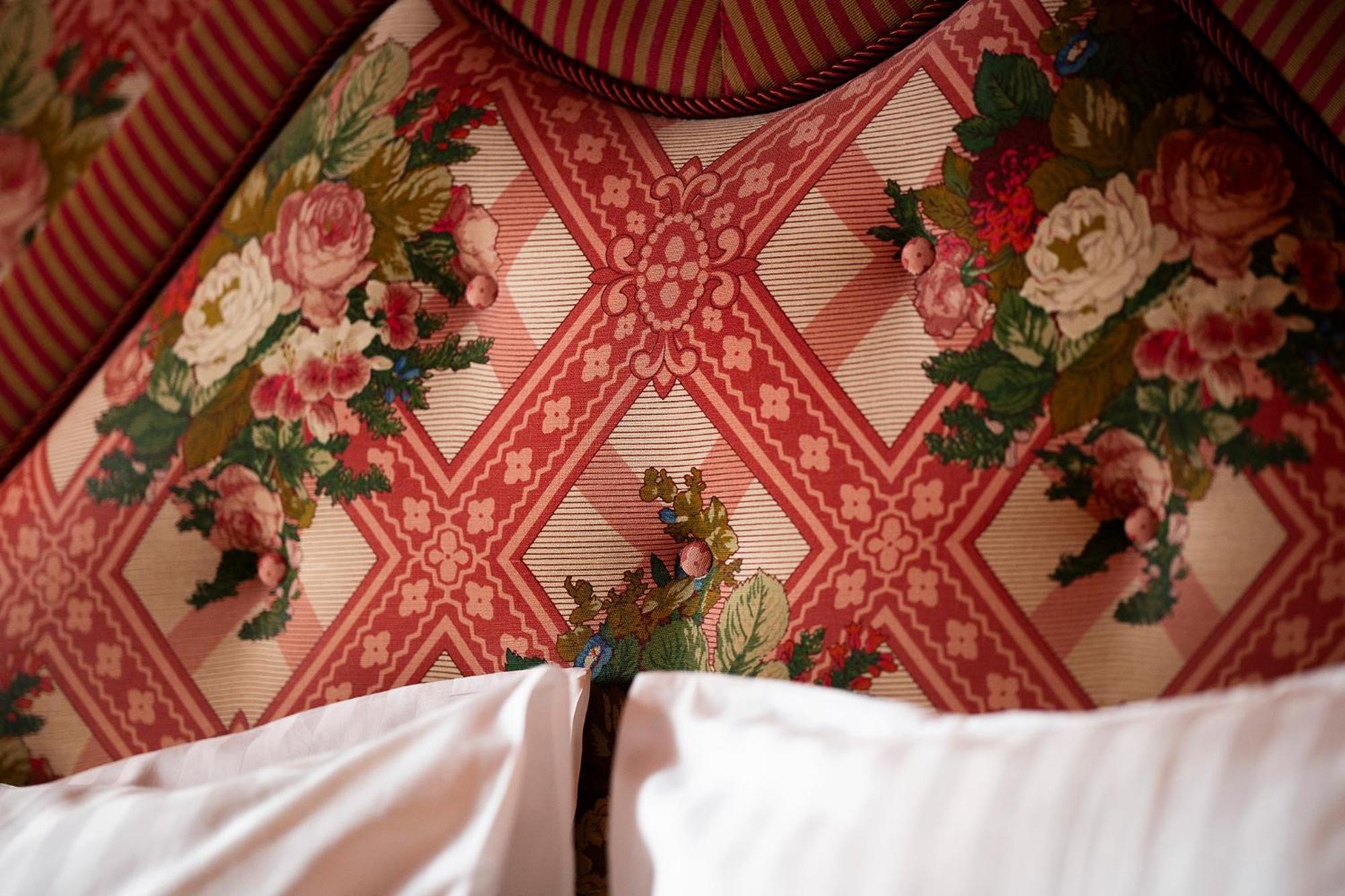 Maison Athenee Paris Quarto foto